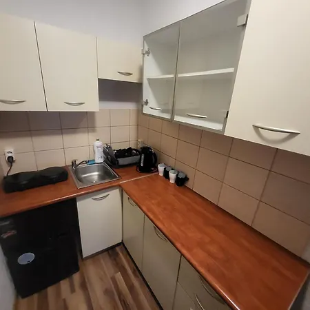 Kawalerki Z Kuchnia - Self Check In - With Kitchen Апартаменты *